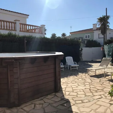 Holiday home La Casa De Papel